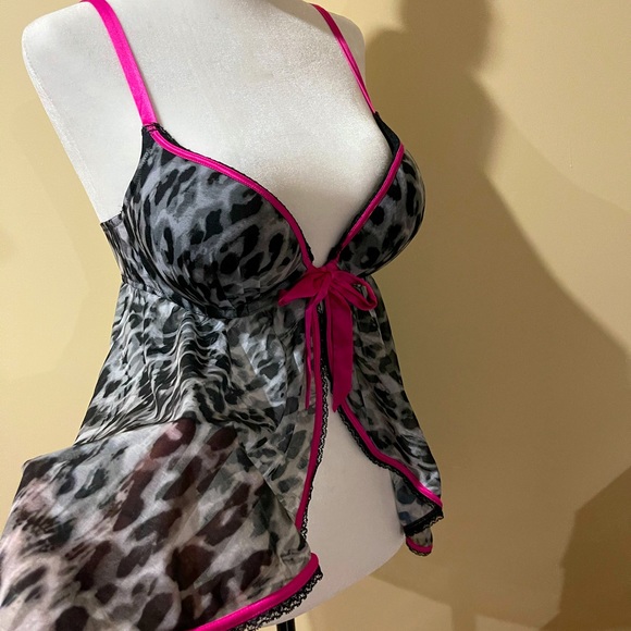 🔴 SOLD 
La SENZA Lingerie in Medium - Picture 3 of 5